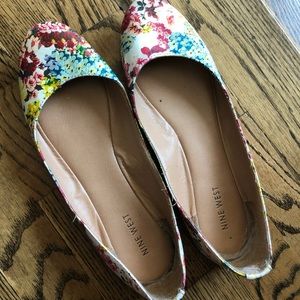 Flowery Flats, Size 8.5